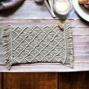 Artistic | Beige Hand Woven Macramé Rope | Farmhouse | Home Decor 23”